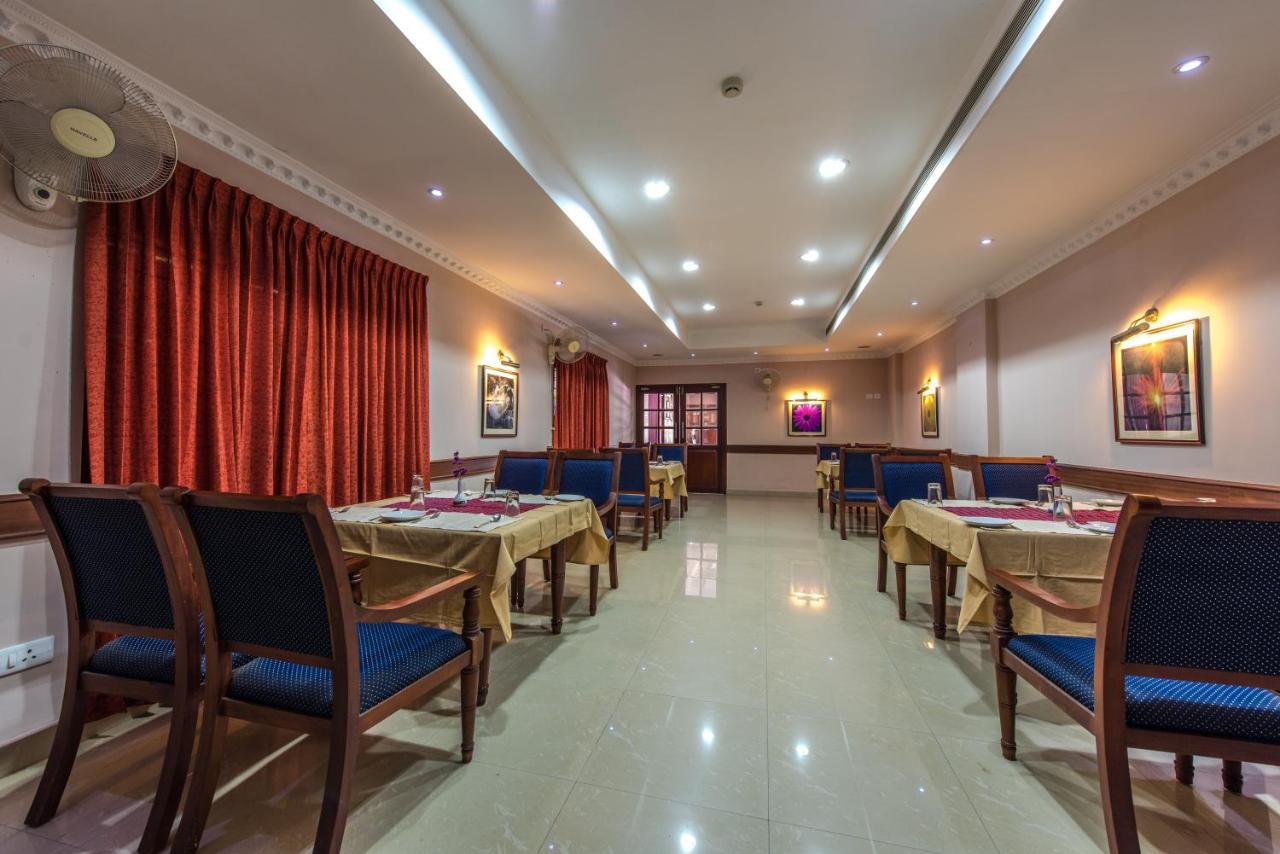 Kallada Hotels And Resorts Thrissur Exterior foto